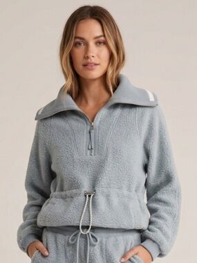 Varley Ashby Cinch-Waist Sherpa Fleece Pullover - Cloud Blue - Size XS